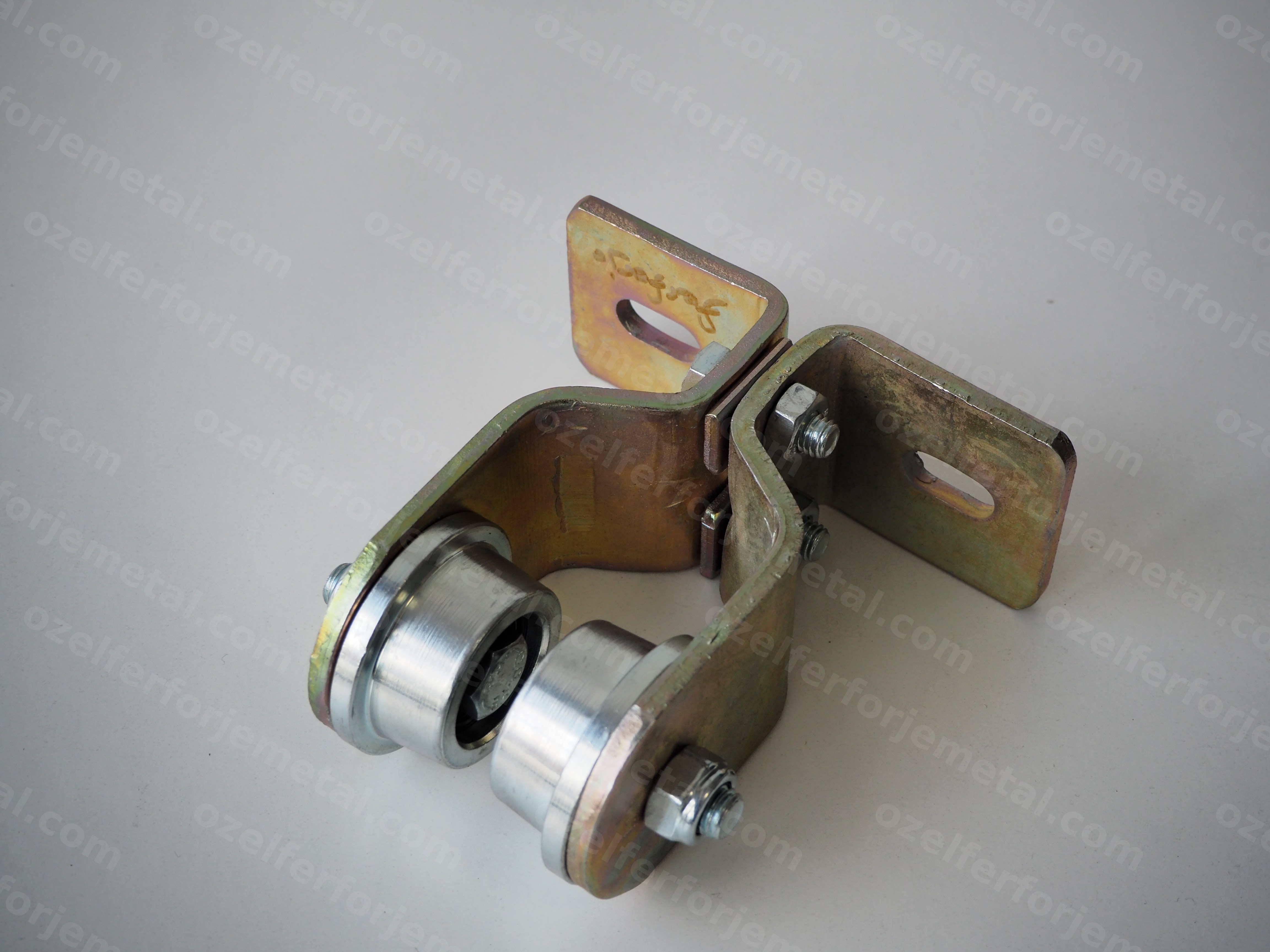 TEKLİ ŞARYO MAKARA