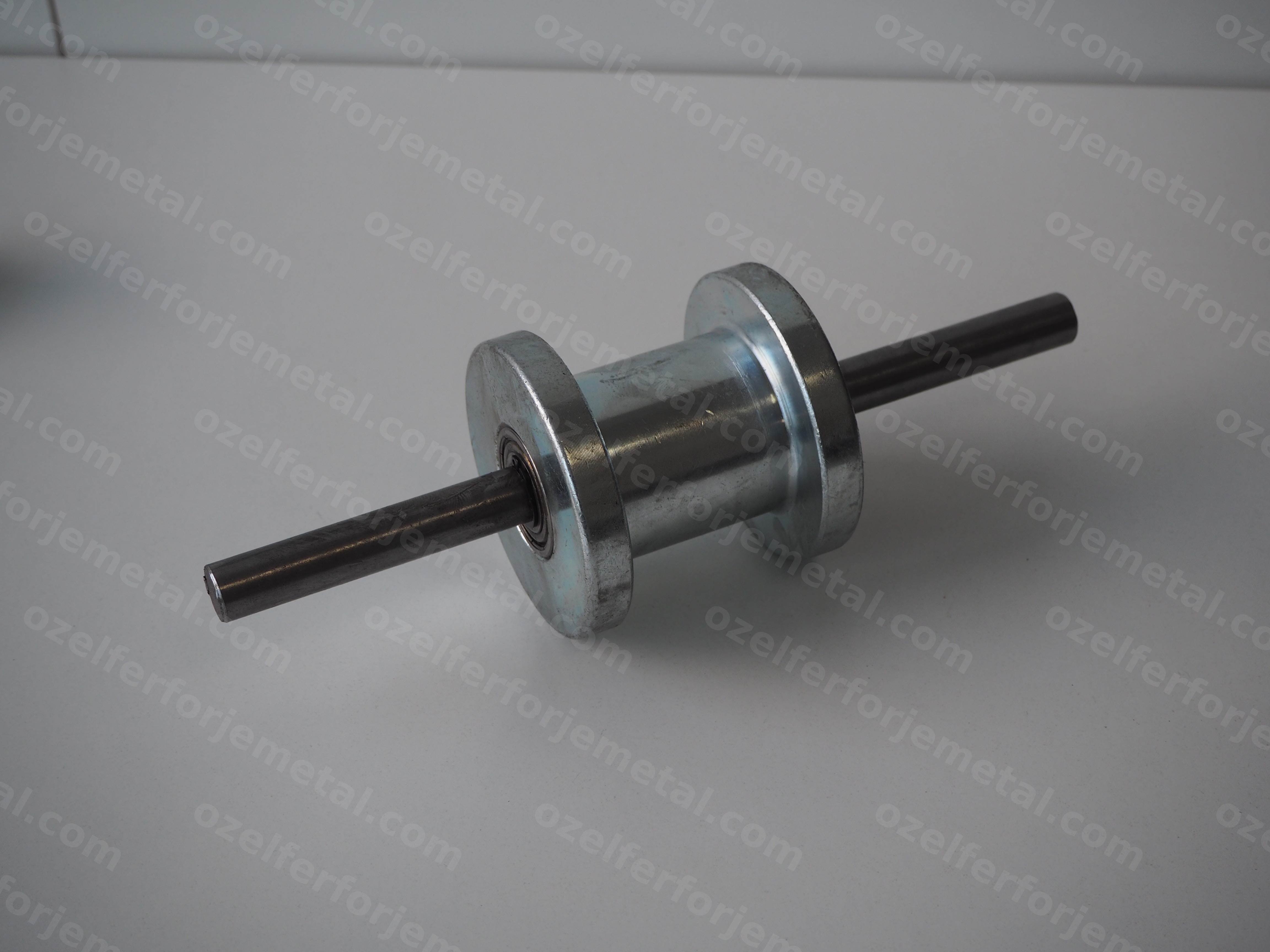 METAL UÇAN KAPI MAKARASI