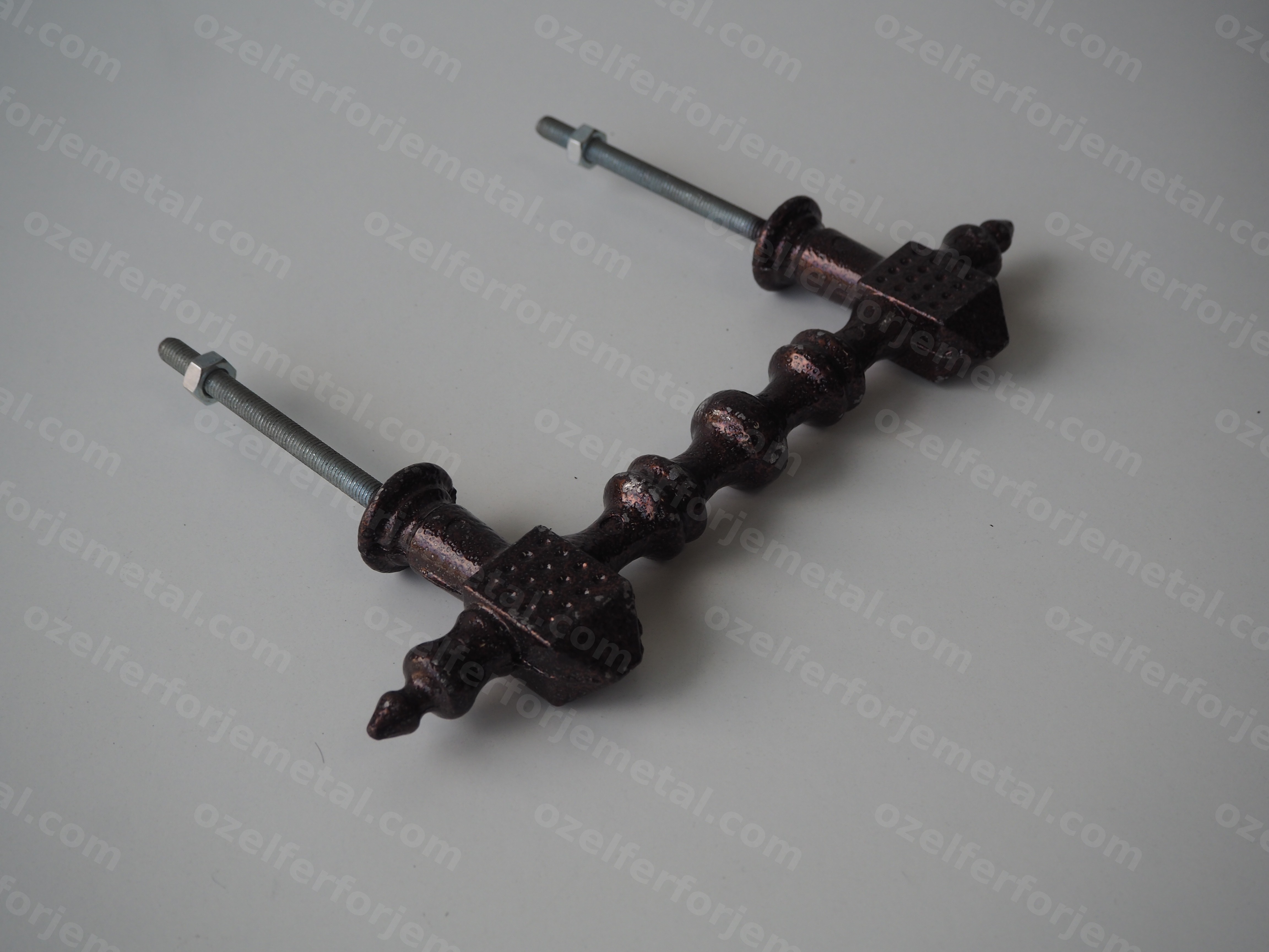 VİDALI AMÜMİNYUM KAPI KOLU