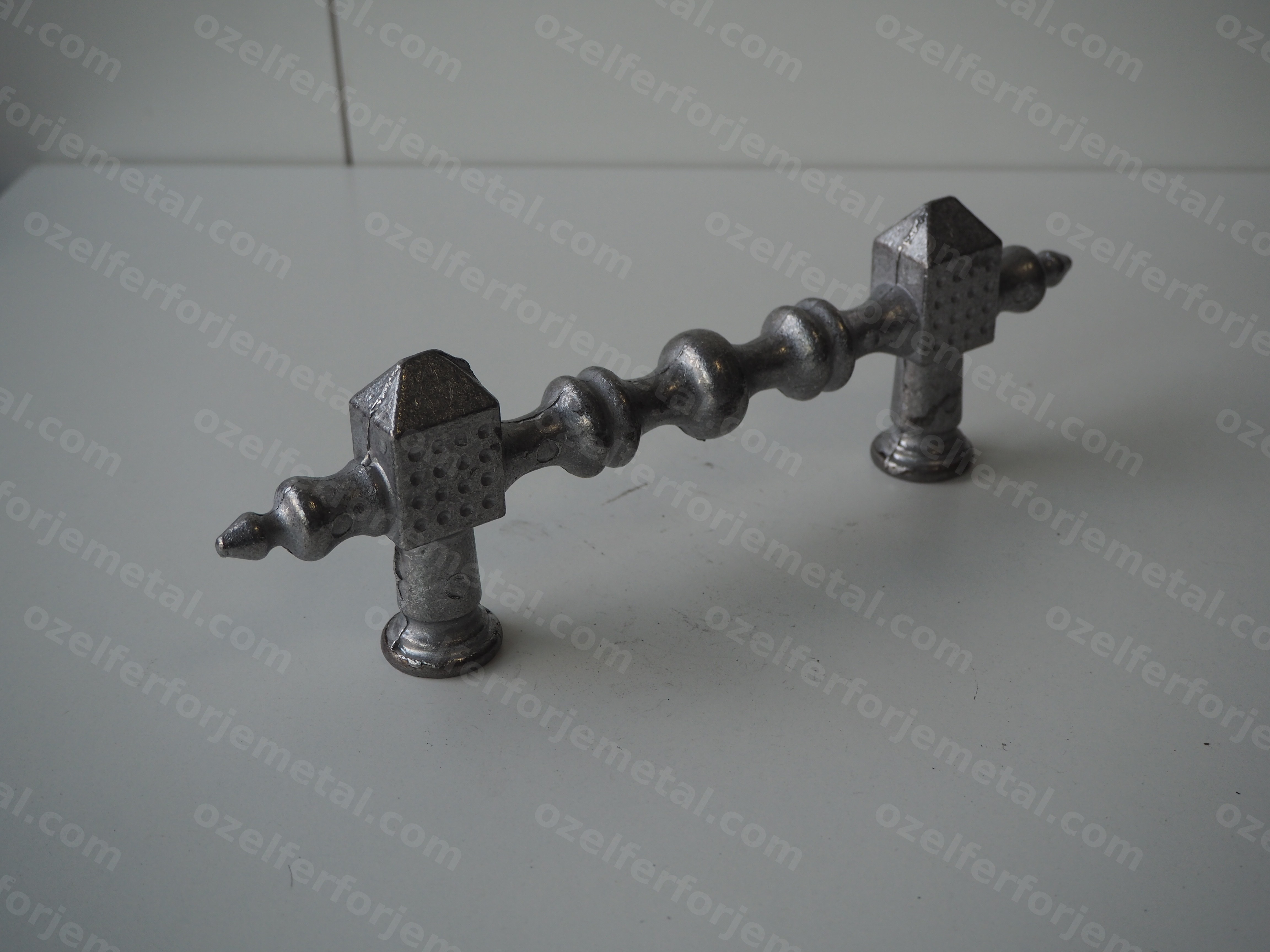 KAYNAKLI AMÜMİNYUM KAPI KOLU